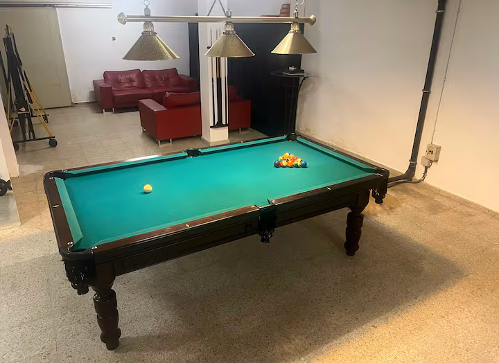 pool table